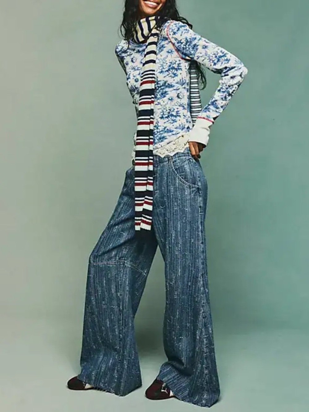 Free People We the Free Front Row Wide Leg Flare Jeans in Making Waves- NWT $168 - Picture 2 of 9